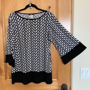 Retro Geometric Top. Trendy Flared Sleeves, Size M
